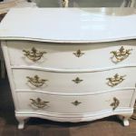 263 3303 CHEST OF DRAWERS